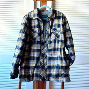 O’NEILL long-sleeve plaid flannel jacket M